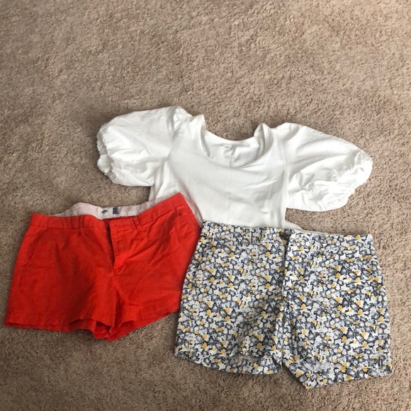 4 piece bundle Floral and Red Shorts white and purple shirt - Picture 1 of 15